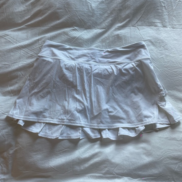 Lululemon white skirt - Picture 2 of 3